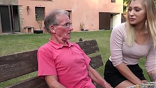 Blonde hot pain in the neck anal fucked by horny grandpa
